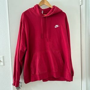 Nike Sportswear Club Fleece
Pullover Hoodie